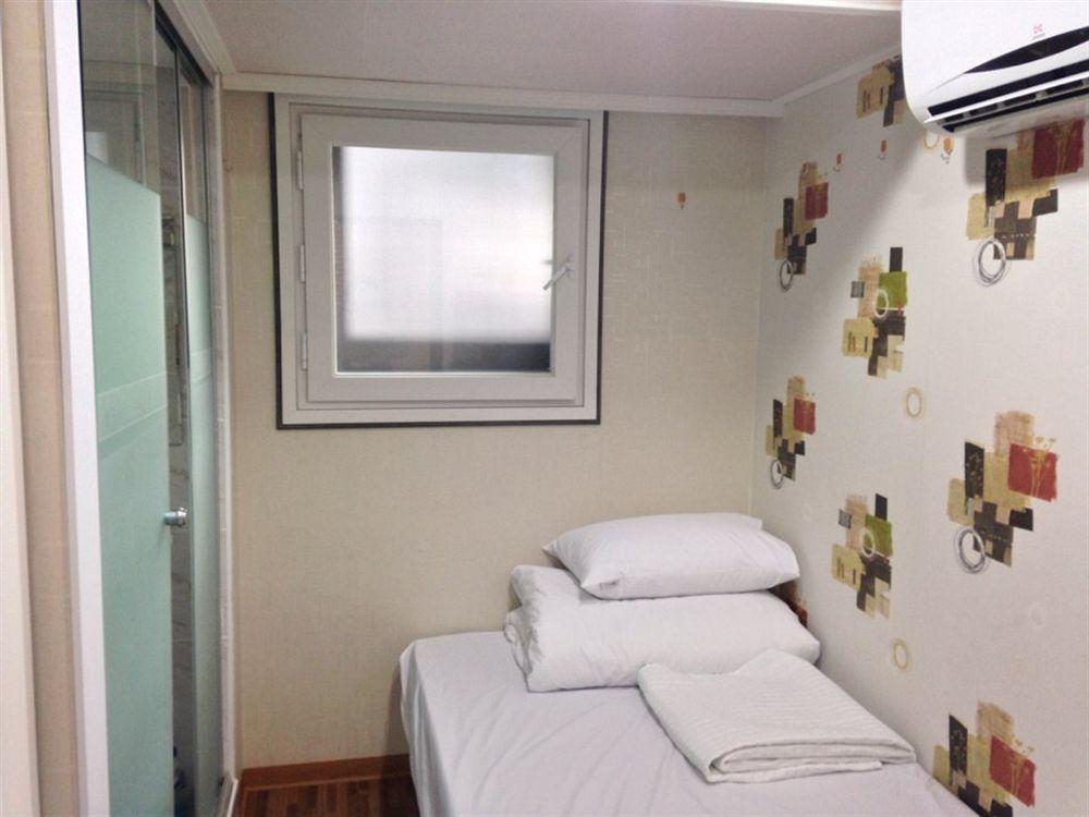 Chloe Hostel Seoul Exterior foto
